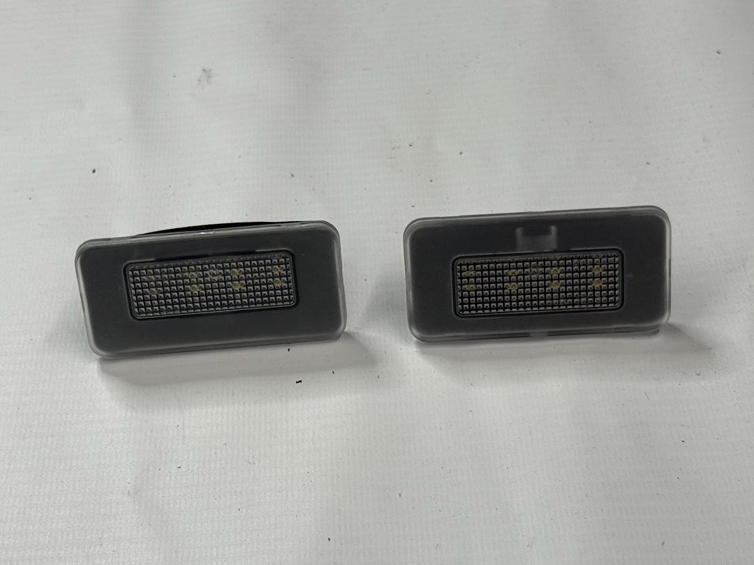 Tesla 17-On Model S and 2016-on Model X License Plate Light Lamp