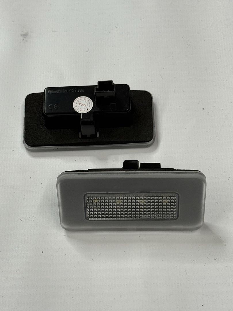 Tesla 17-On Model S and 2016-on Model X License Plate Light Lamp