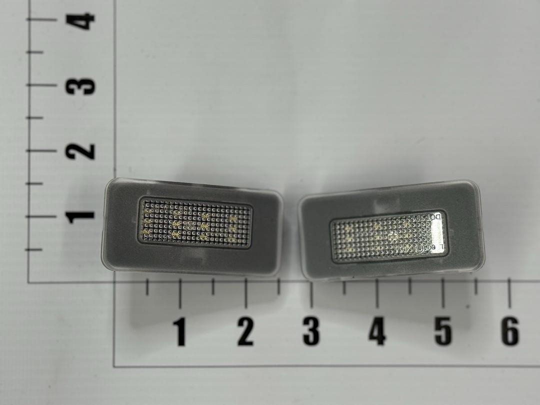 Tesla 17-On Model S and 2016-on Model X License Plate Light Lamp