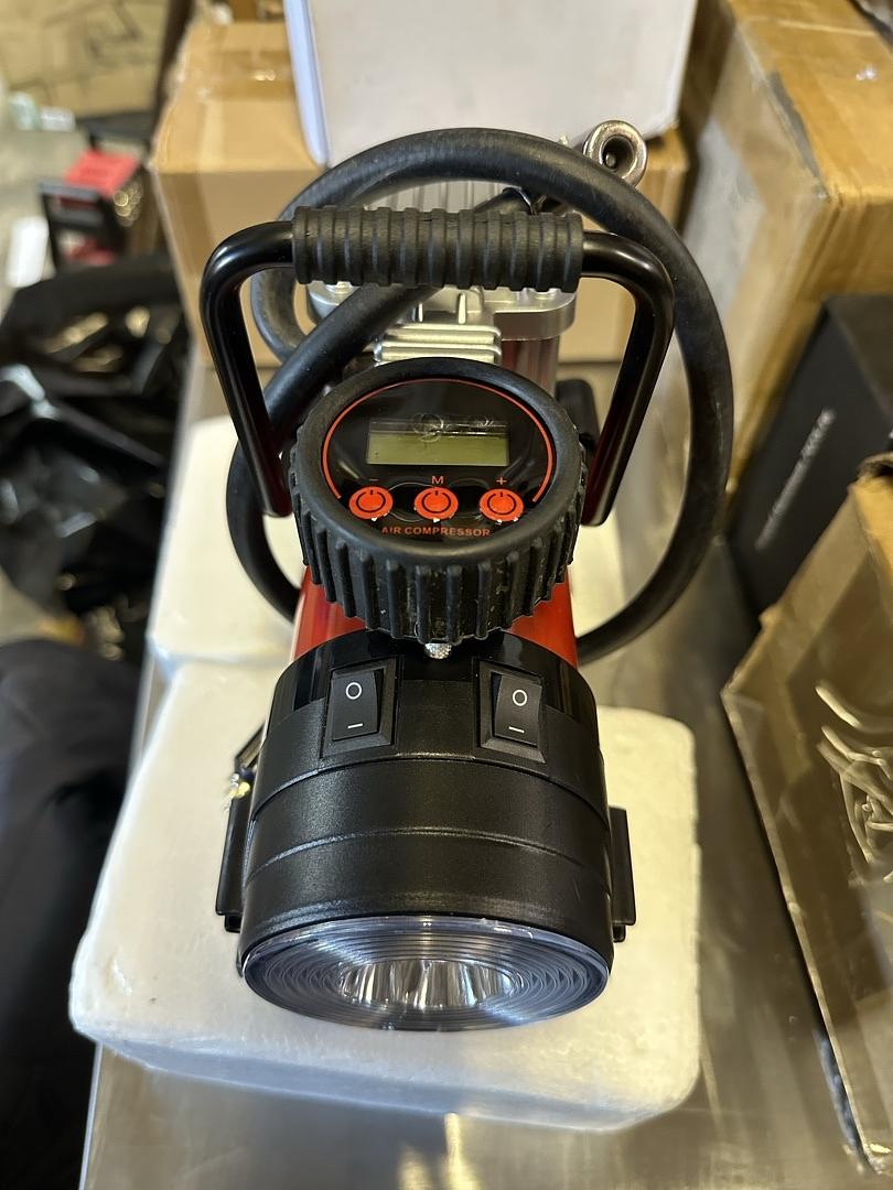 12 V 125 PSI LED Flash Light Air Pump Portable Air Compressor Inflator for Cars, Bikes and Balls