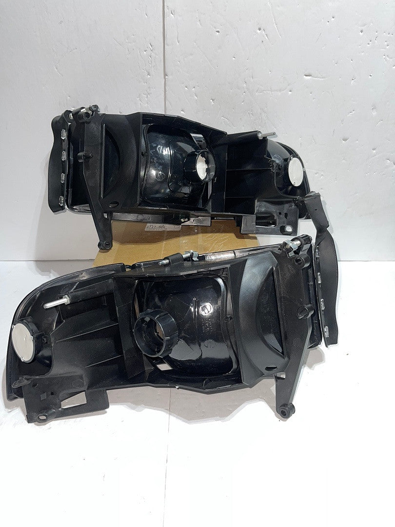 94-01 Dodge Ram Black Housing Amber Corner Headlights