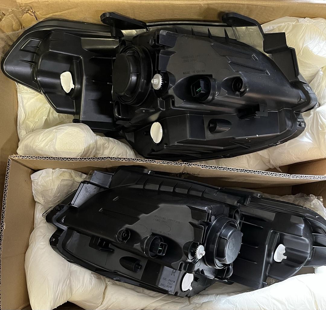 New 2010 To 2011 Kia Soul Oem Style Headlights