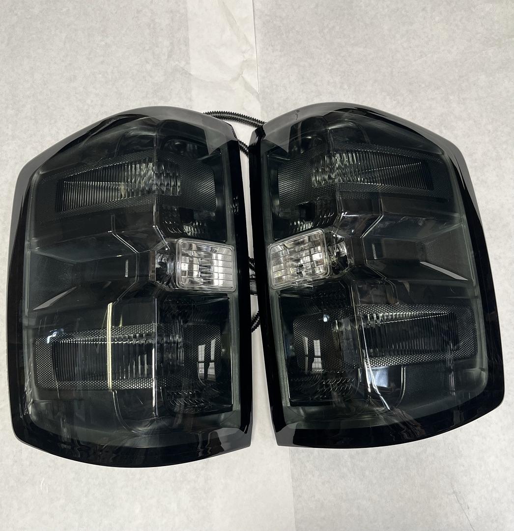 14-18 Chevy Silverado/Sierra Black Smoke