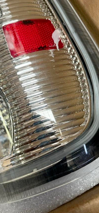 (OB RIGHT SMALL CRACK HOUSING) TL-F15097-LED-CH-CL 97-03 Ford F-150 chrome clear Led Taillights