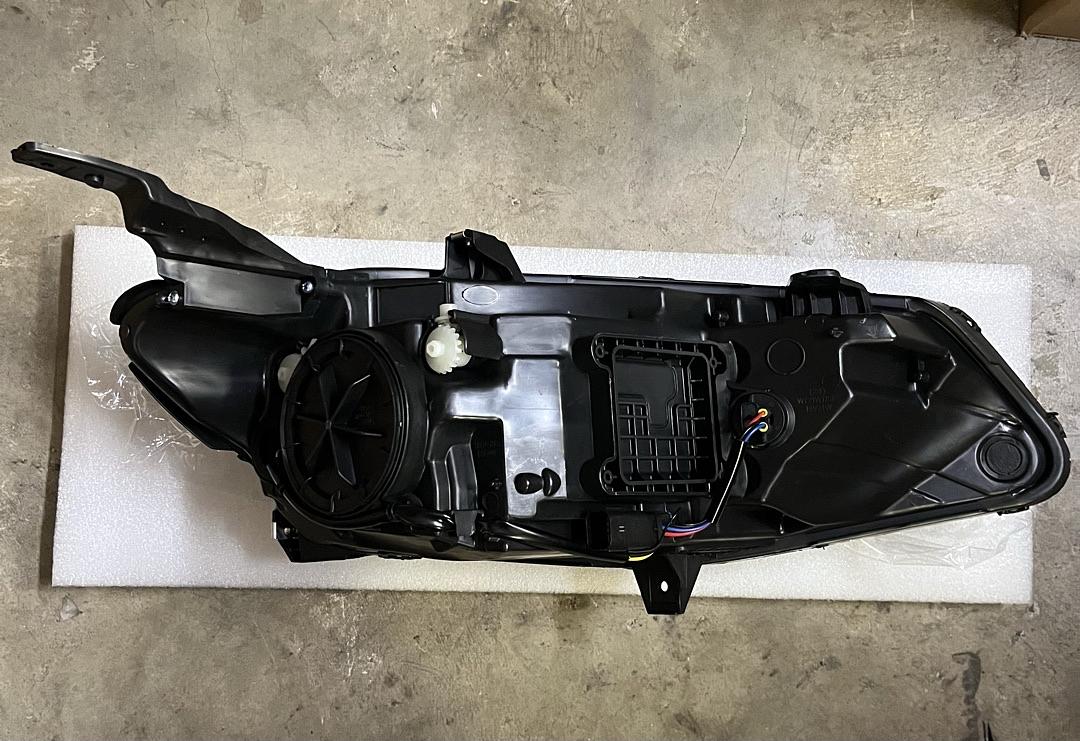 16-18 Chevy Malibu (Driver Side) Headlight