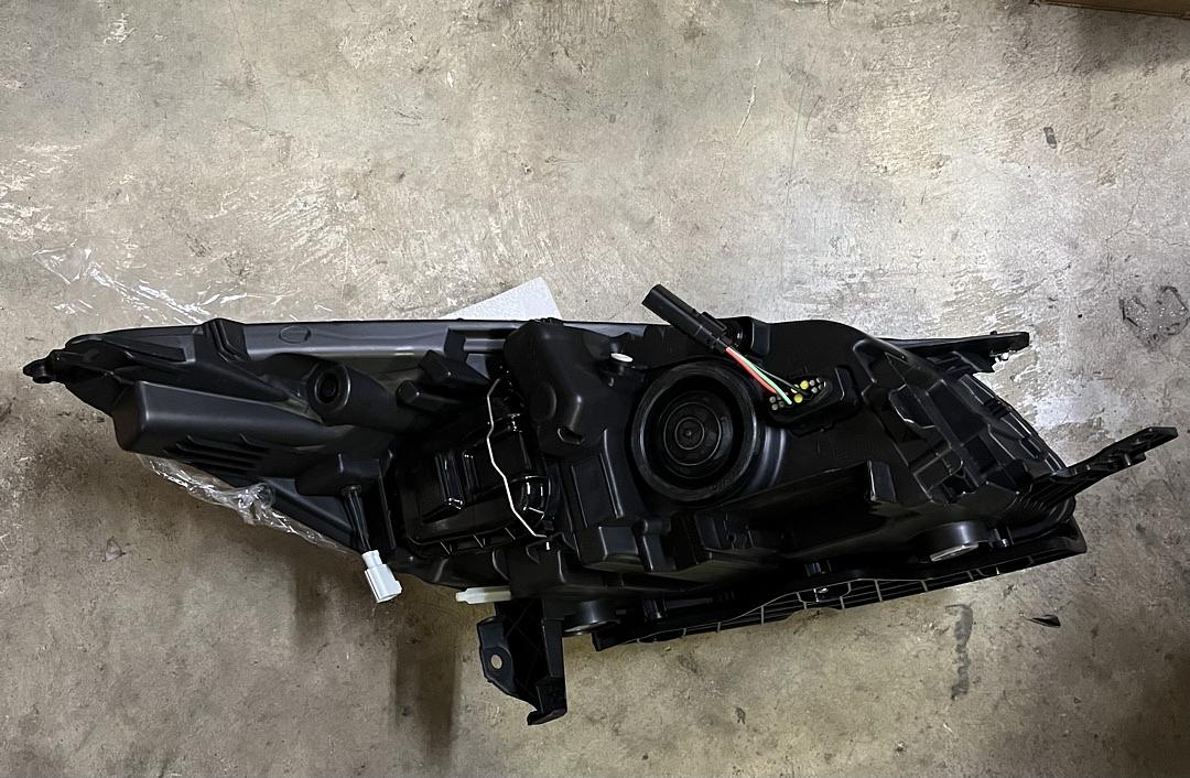 13-16 Ford Escape (Left Side) Headlight