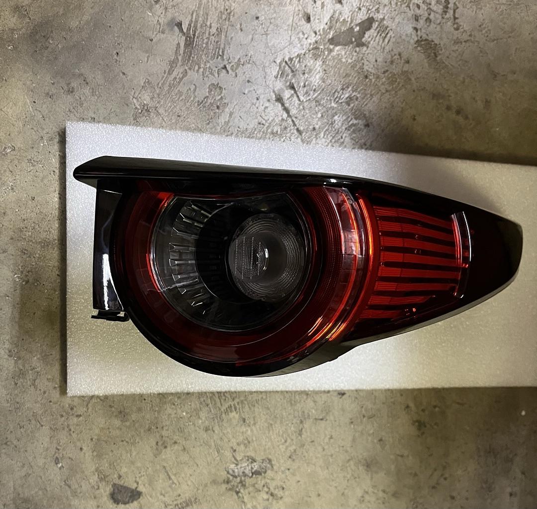 20-23 Mazda CX-30 (Right Side) Outer Taillight