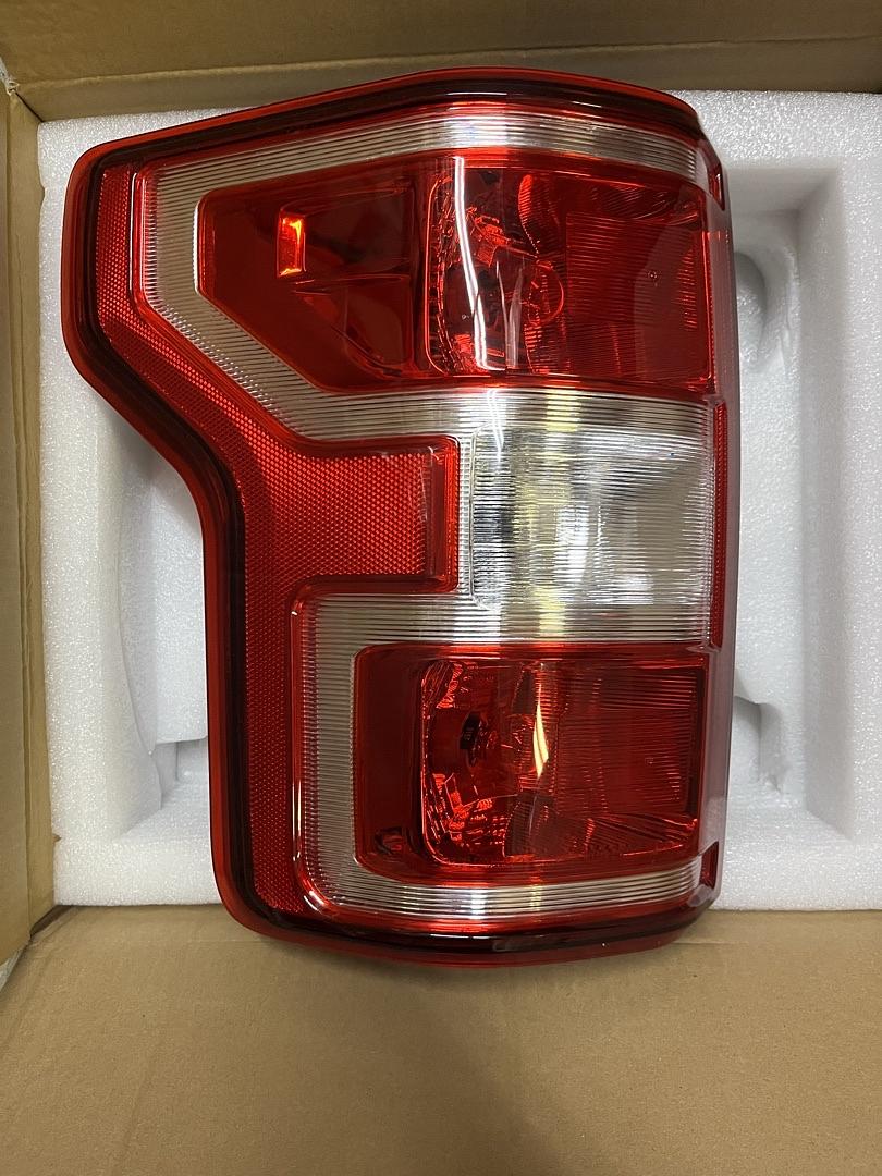 18-20 Ford F150 (Left Side) Tail light