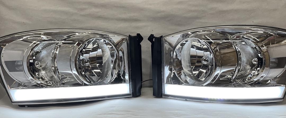 2006 To 2008 Dodge Ram DRL LED Chrome Headlights Luces Micas Calaveras Faros Focos Cromados Lid Luz Light