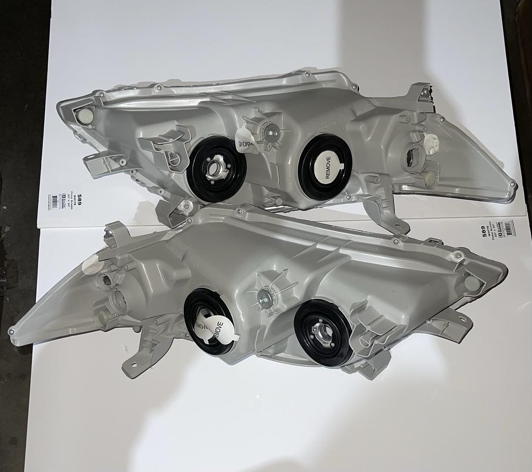 . Toyota Camry Chrome Amber Reflector Headlights for 2007 to 2009