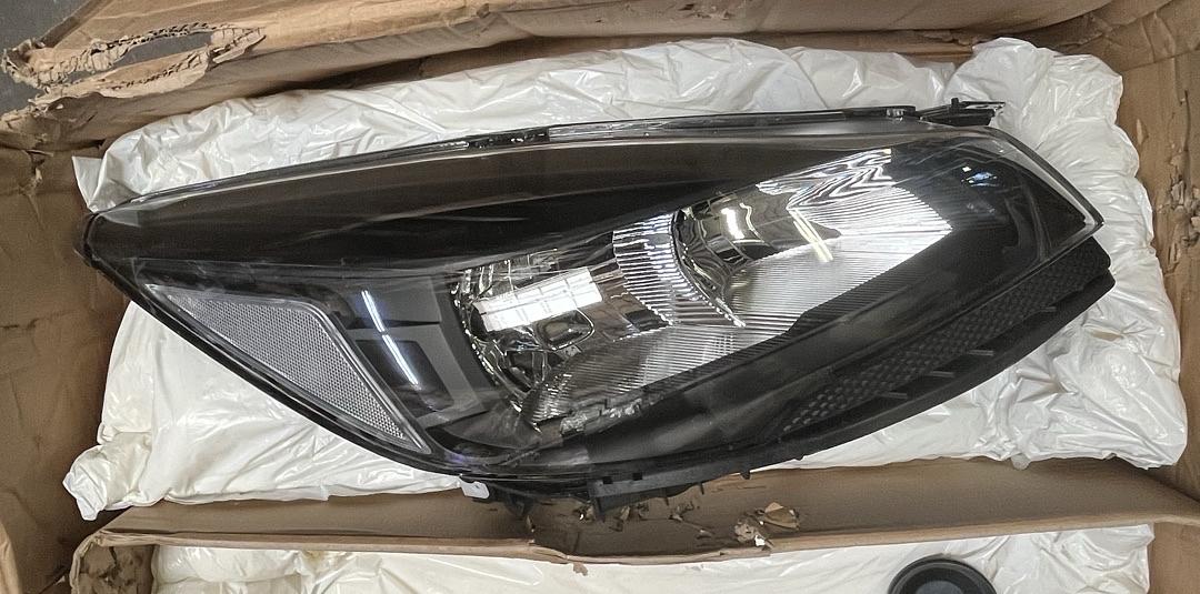 13-16 Ford Escape (Single Right) Headlight bk/cl