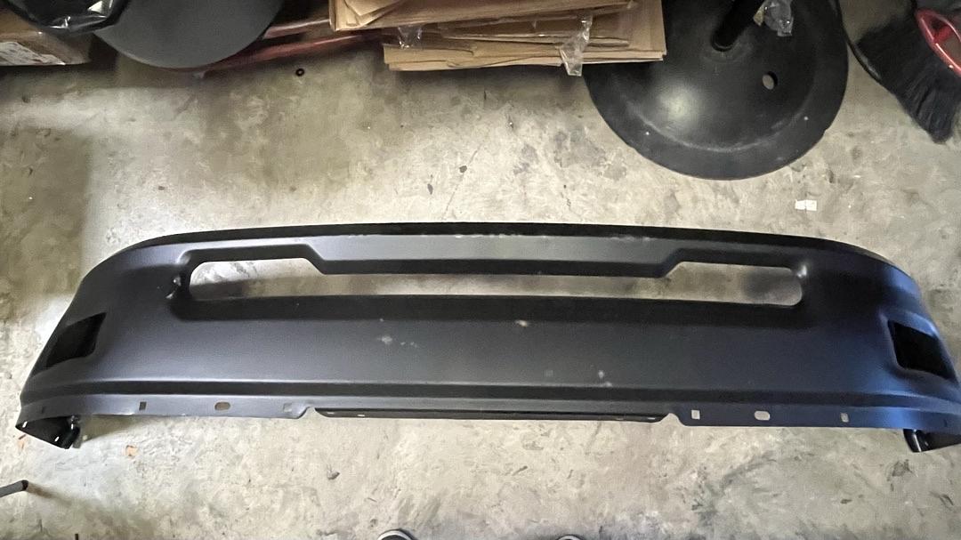 (As Is) BUMP-F-RAM09-FB-02-BK 09-12 Dodge Ram 1500 Black Front Bumper W/ Fog Lamps Cutouts