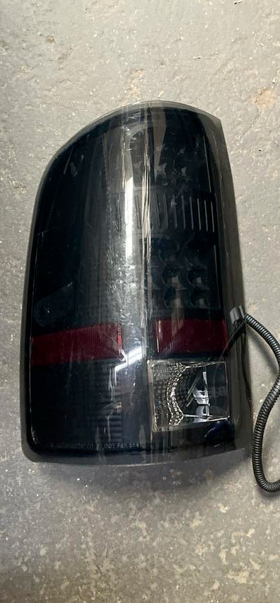 07-13 Gmc Sierra (Single Left) Black Smoked Taillight