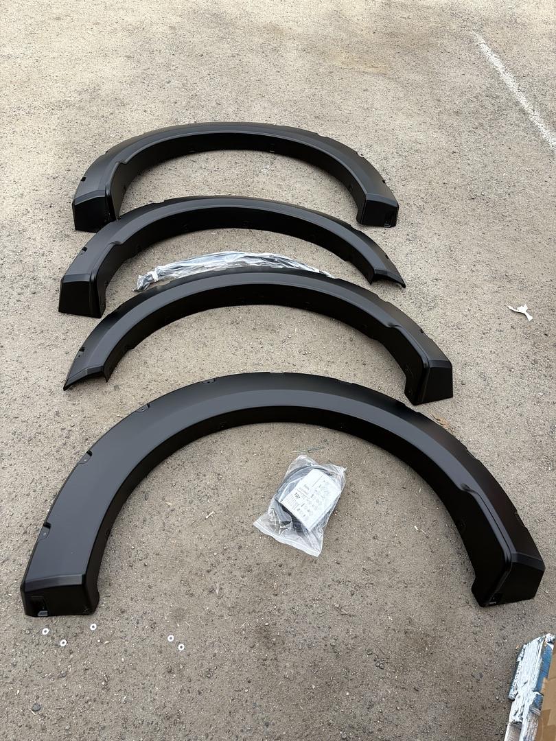 15-17 Ford F-150 Pocket Rivited Matte Black Fender Flares
