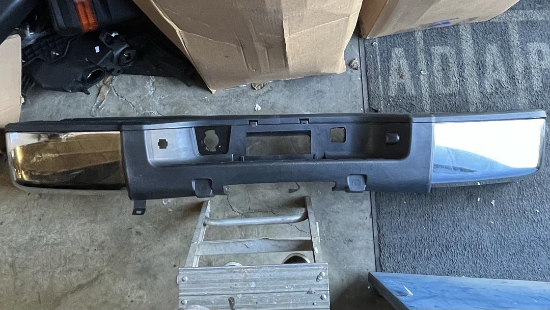 OB STEPBUM-10013 14-18 Chevy Silverado GMC Sierra 1500 Rear Step Bumper w/o Parking Sensor Holes