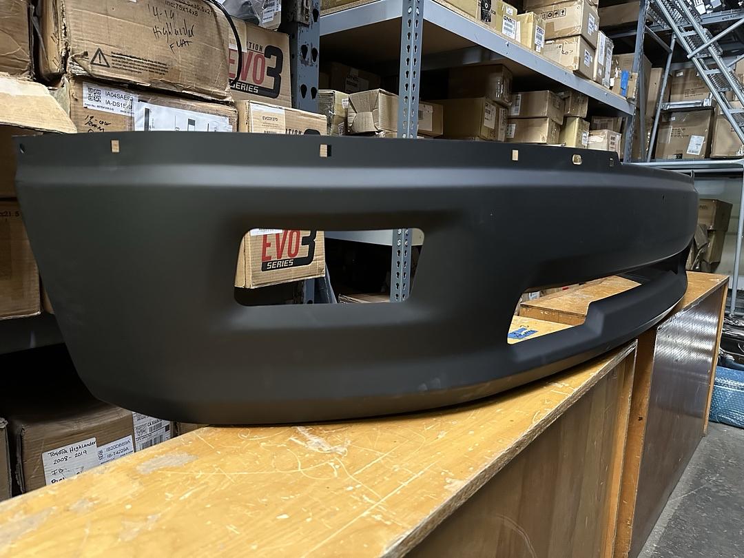 09-12 Dodge Ram 1500 Black Front Bumper W/ Fog Lamps Cutouts