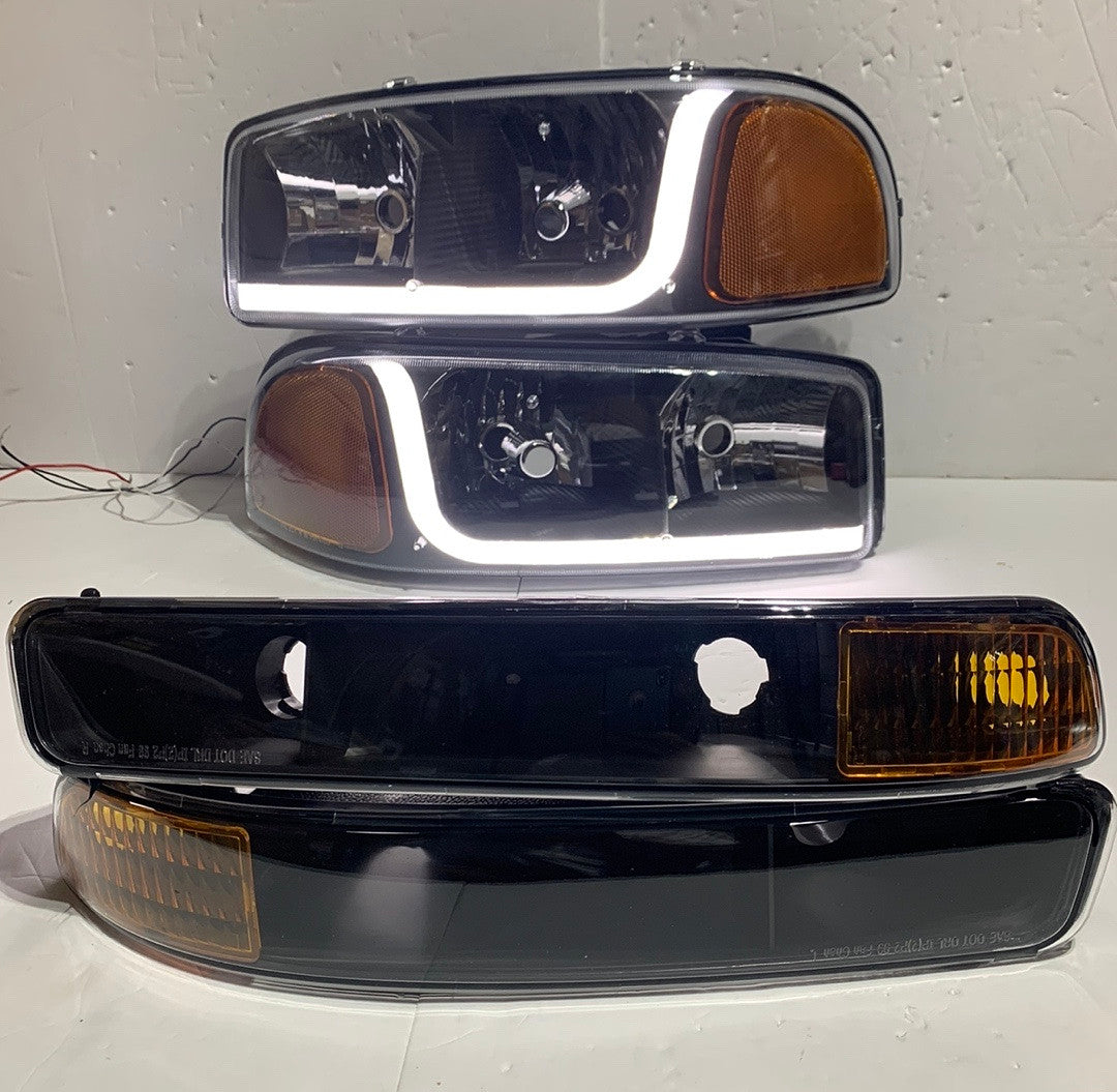 . GMC Sierra / Yukon LED Headlights for 1999 to 2006