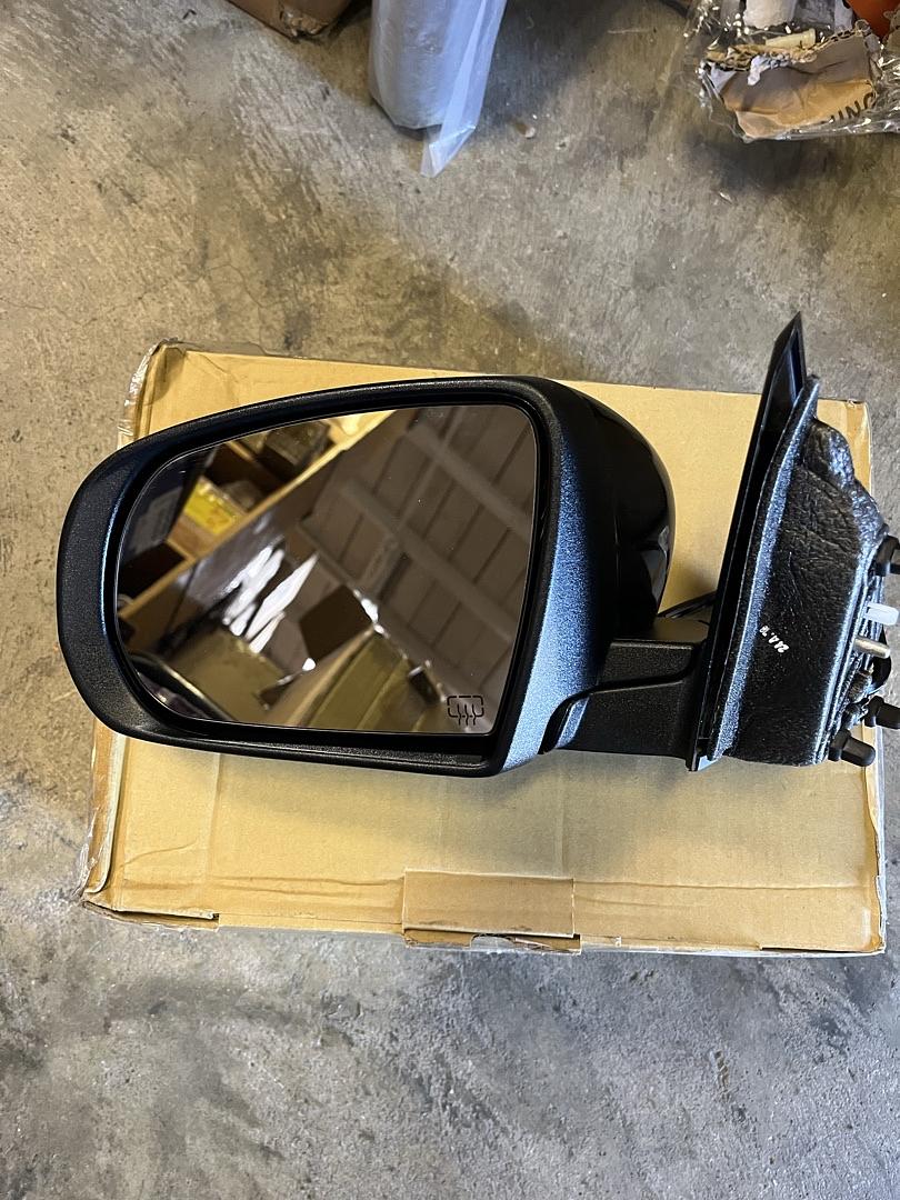 2014 to 2018 Jeep Cherokee Left Side Driver Mirror Espejo Retrovisor Izquierdo Conductor
