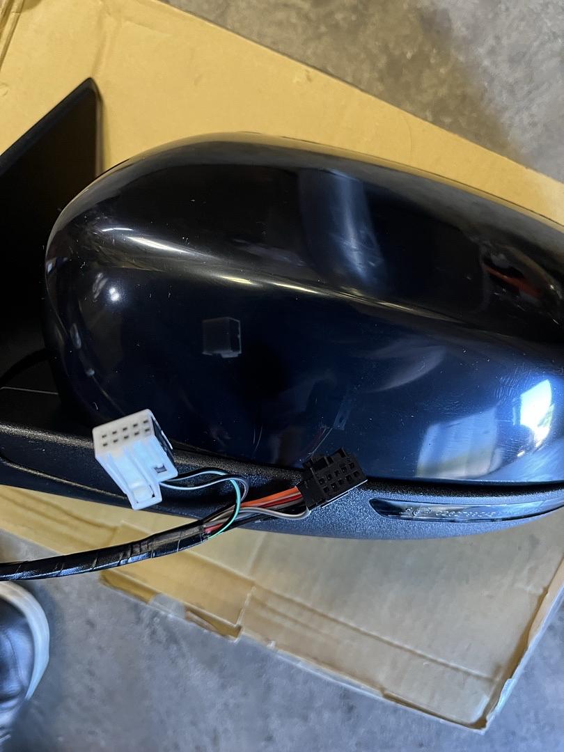 2014 to 2018 Jeep Cherokee Left Side Driver Mirror Espejo Retrovisor Izquierdo Conductor
