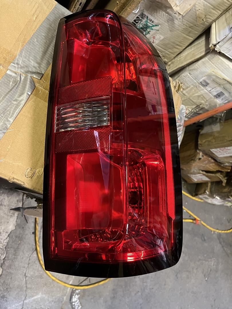 15-22 Chevy Colorado Single Right Tailight