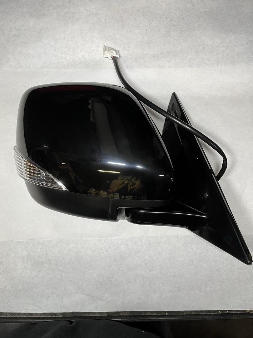 17-18 Nissan Armada (Right Side)