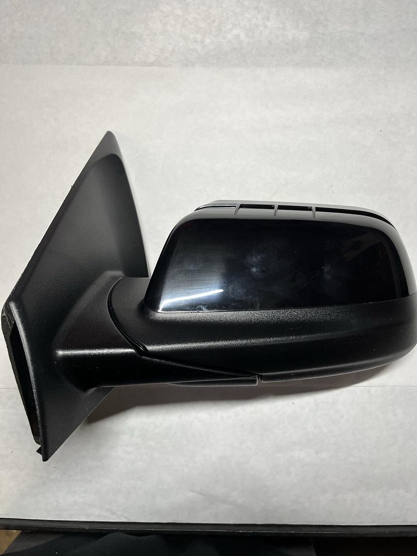 09-11 Ford Edge (Left Side)