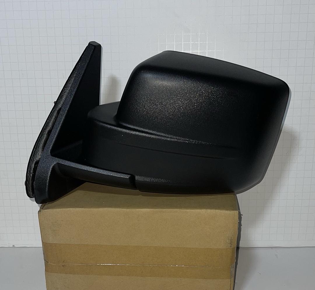 . Jeep Patriot Driver Side Manual Mirror for 2007 to 2017