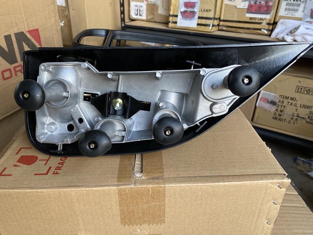 Ob TWM-010-T222-BK 2003-2014 Ford E-150 2003-2014 Ford E-250 2003-2014 Ford E-350 2003-2014 Ford E-450 2003-2014 Ford E-550 2003-2014 Ford Econoline