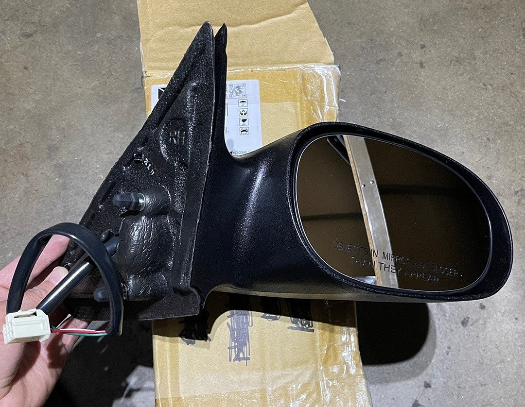 Chrysler Sebring / Dodge Stratus OE Style Powered Passenger Side for 2001 to 2006