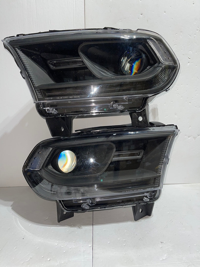. Dodge Durango Black Housing Projector Headlights for 2014 to 2020