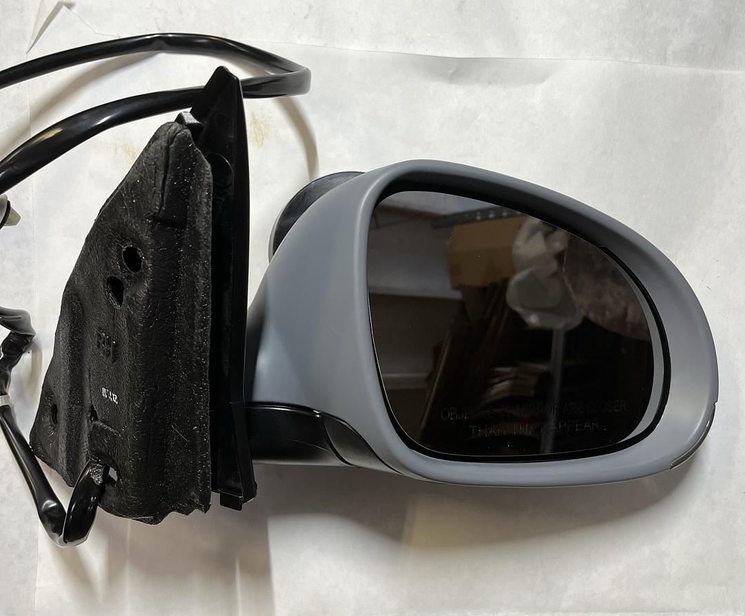 2005 to 2010 Volkswagen Jetta Right Side Passenger Derecho Pasajero mirror Espejo Retrovisor
