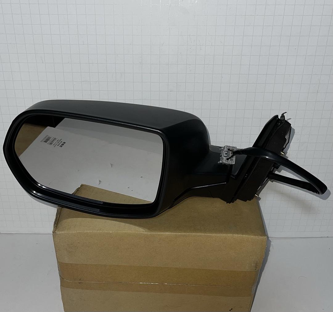 Honda CR-V Driver Side Power / Heat Mirror for 2007 to 2011