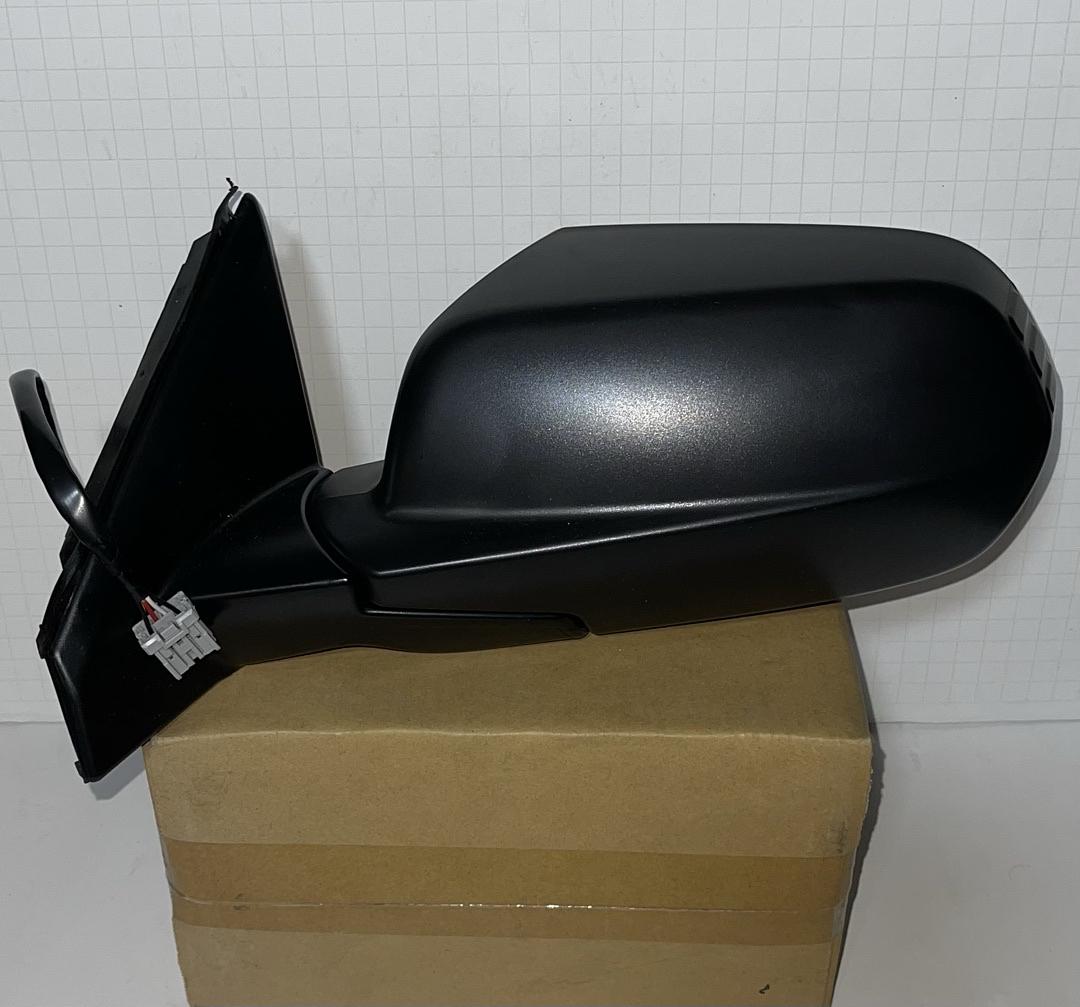 Honda CR-V Driver Side Power / Heat Mirror for 2007 to 2011