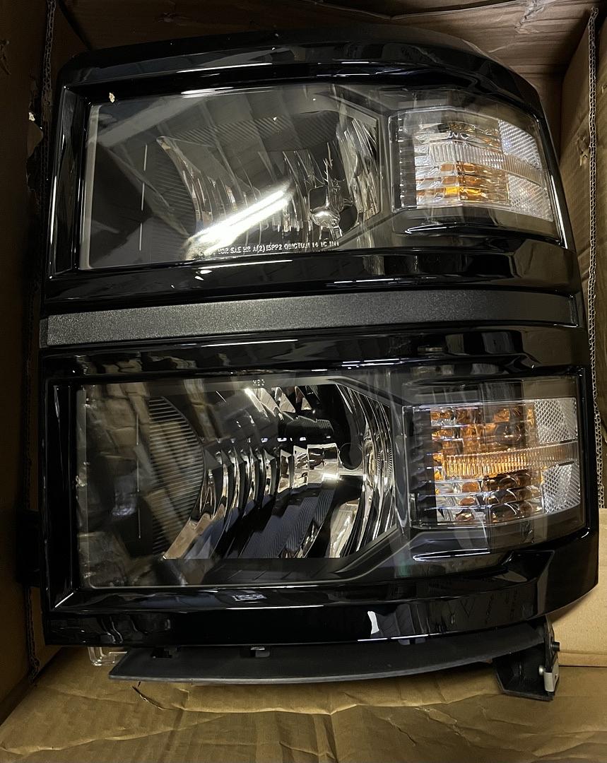 14-15 Silverdo Left Side Headlight