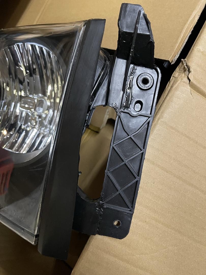 HL-OH-RM06-BK-AM. Dodge Ram Black Housing Headlights for 2006 to 2008.