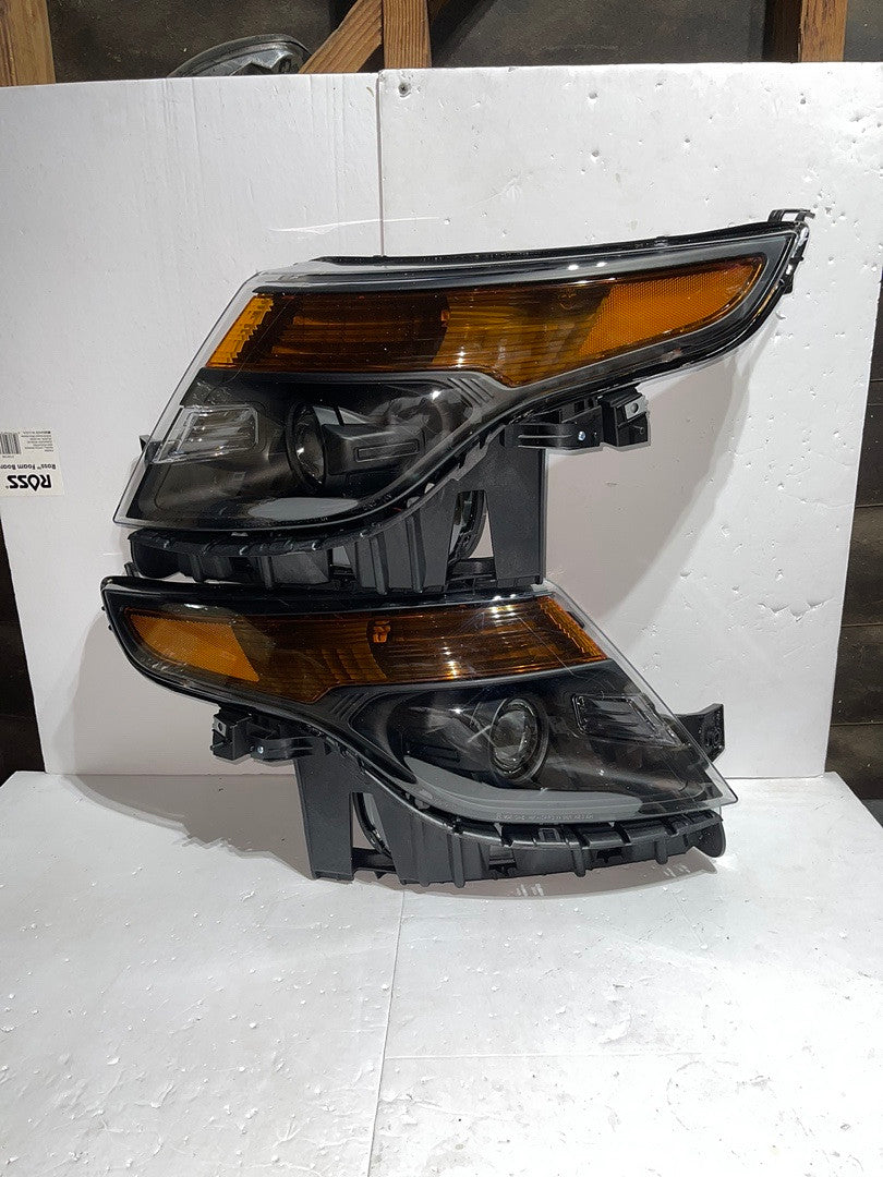. Ford Explorer Black Housing Projector Headlights for 2011 to 2015