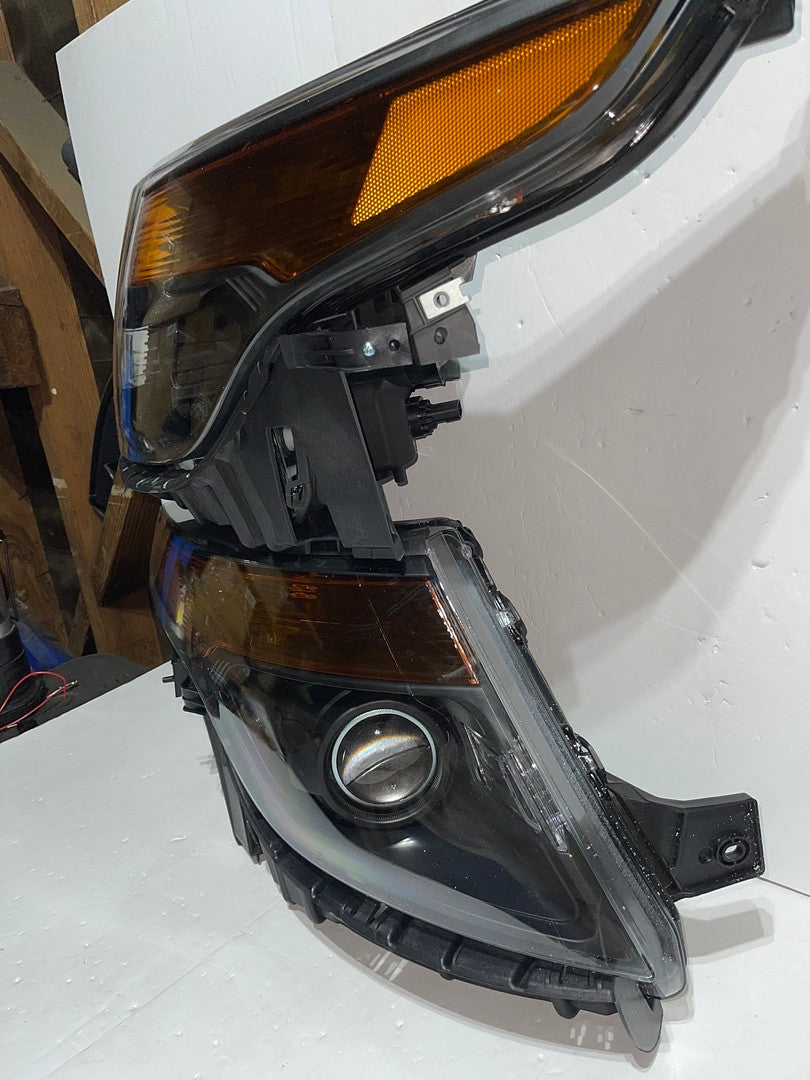 . Ford Explorer Black Housing Projector Headlights for 2011 to 2015