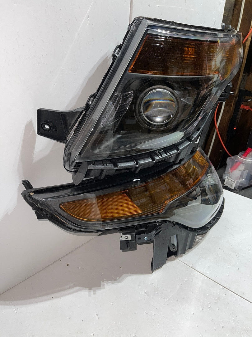 . Ford Explorer Black Housing Projector Headlights for 2011 to 2015