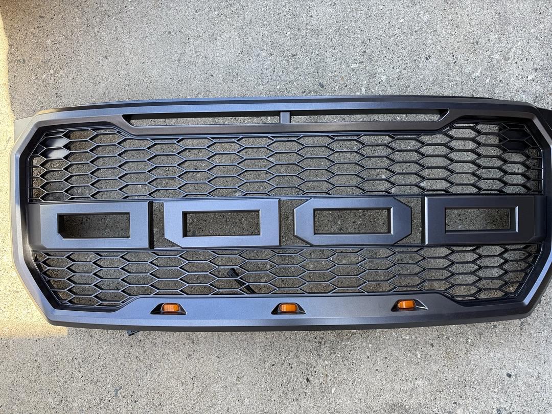 A815FF79 15-17 Ford F-150 Metalic Charcoal Gray Grille