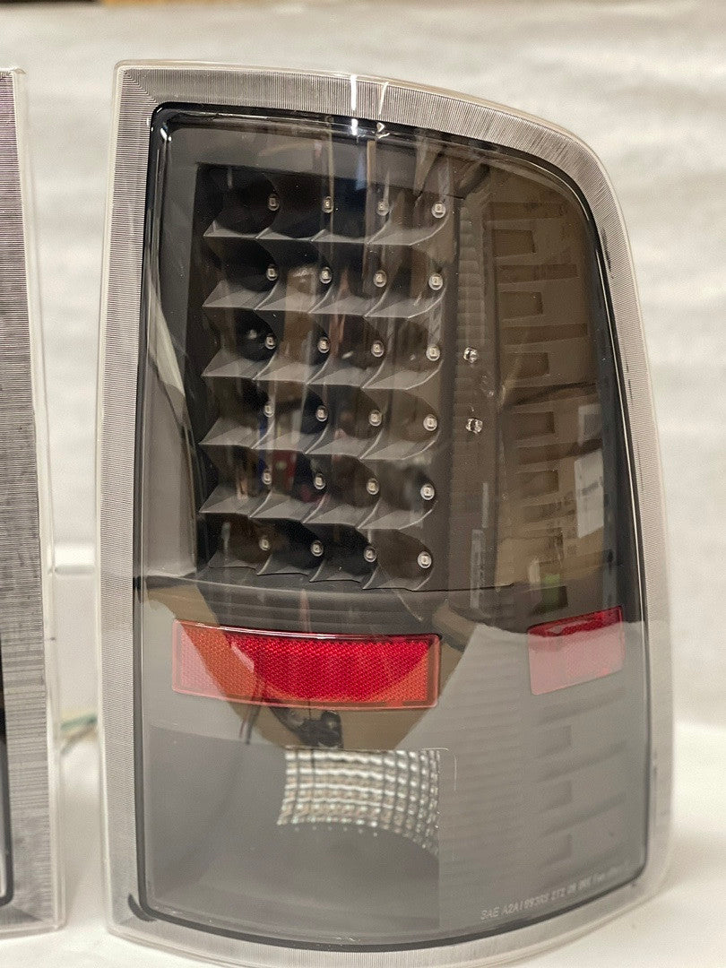 JUEGO DE LUCES TRASEROS PARA 09-17 DODGE RAM 1500