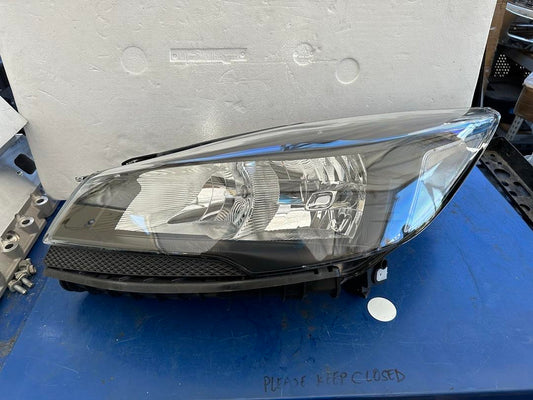 13-16 Ford Escape Black Housing Clear Corners Headlight Pair Assembly