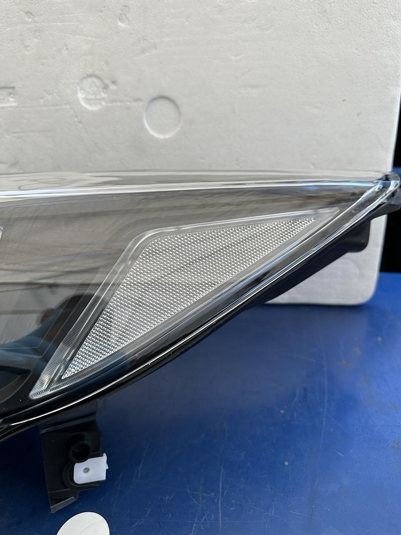 13-16 Ford Escape Black Housing Clear Corners Headlight Pair Assembly