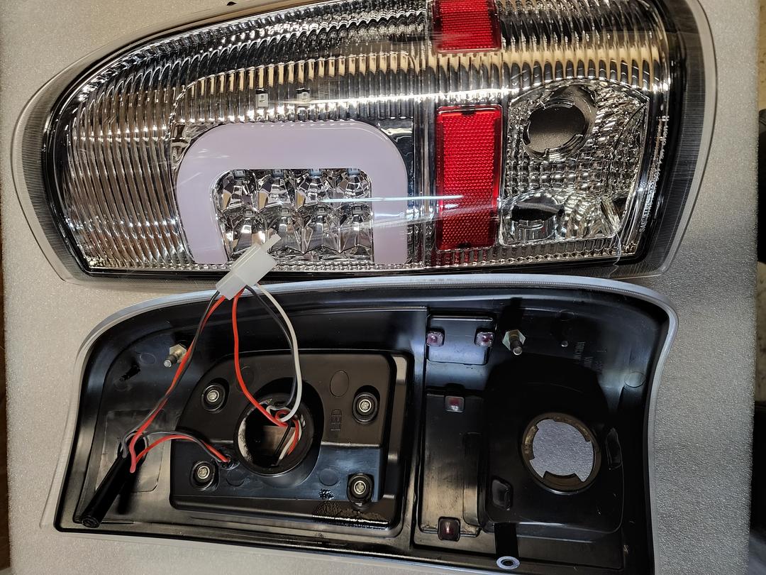 New new TL-F15097-LED-3D-CH-G297-03 ford f-150 99-07 f-250 f-350 super duty chrome smoked pair of led taillights