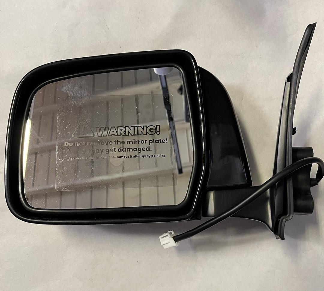 As is 1997 to 1999 Toyota 4Runner Left Driver Side Mirror Espejo Retrovisor Izquierdo Chofer