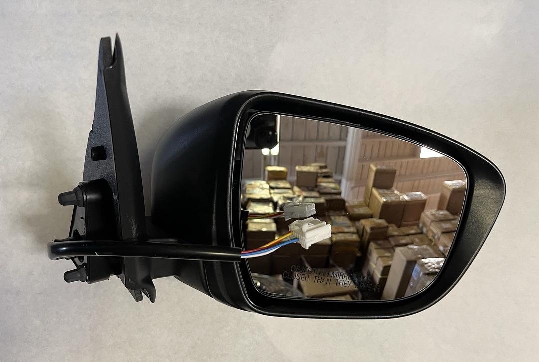 2015 to 2017 Nissan Juke Right Passenger Side Mirror Espejo Retrovisor Derecho
