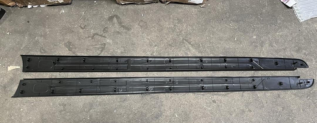 14-20 TOYOTA TUNDRA 5.5 FT OE STYLE BED RAIL CAP MOULDING SIDE TRIM PANEL