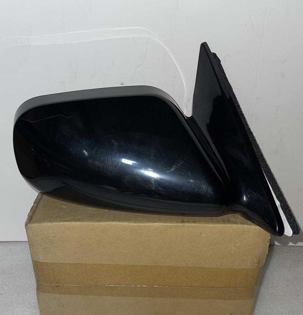 Toyota Camry Pasenger Side Power / Heat Mirror for 1997 to 2001