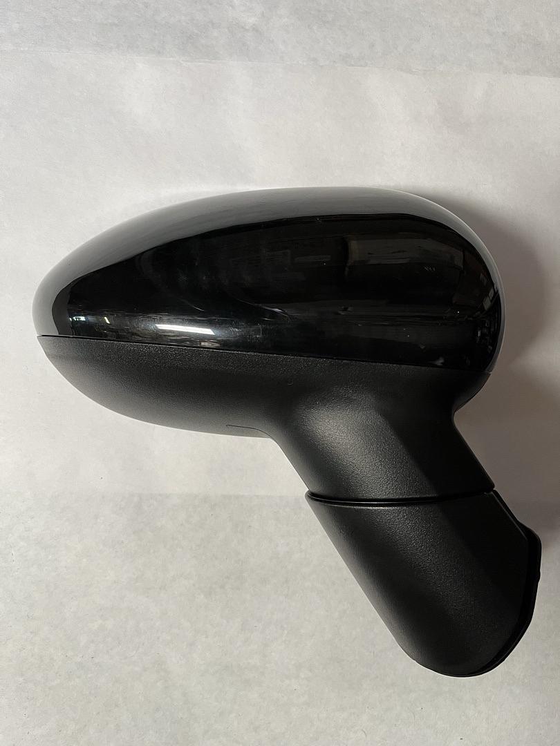 2012 to 2013 Kia Rio Right Passenger Side Mirror Espejo Derecho Pasajero