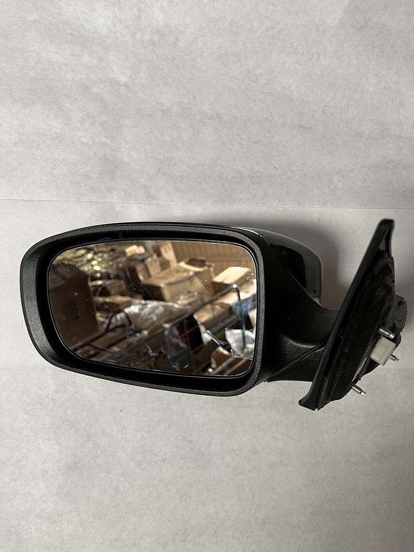 2011 to 2013 Chrysler 200 Left Driver Side Mirror Espejo Izquierdo Chofer