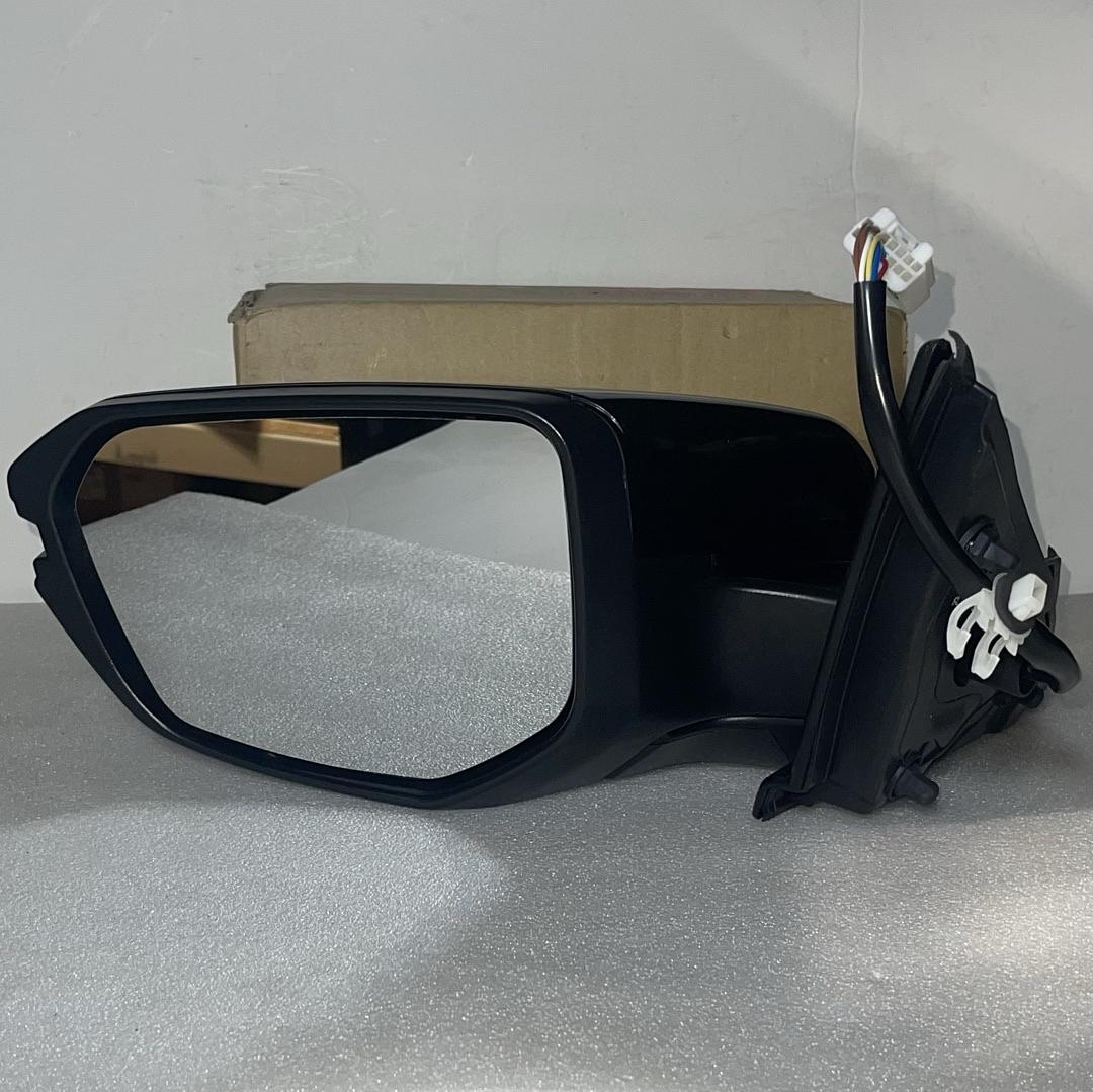 Honda Civic Driver Side Power / Heat / Signal Mirror for 2017 to 2019